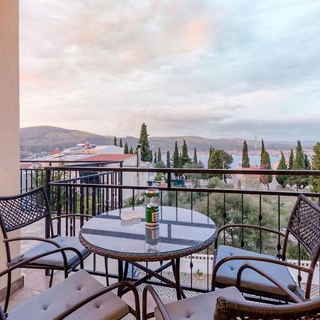 Apartments Villa Kameja Округ-Доньи Экстерьер фото