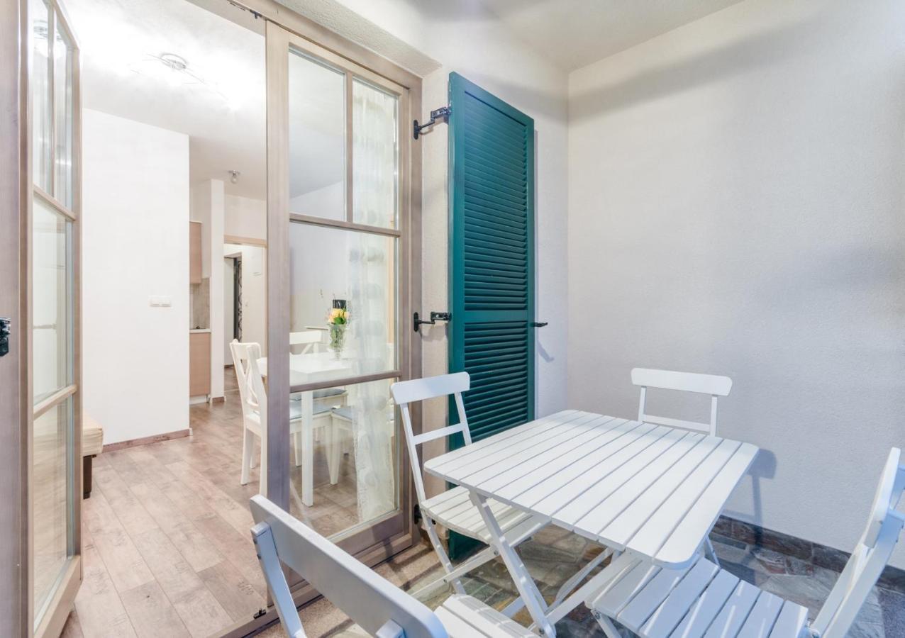 Apartments Villa Kameja Округ-Доньи Номер фото