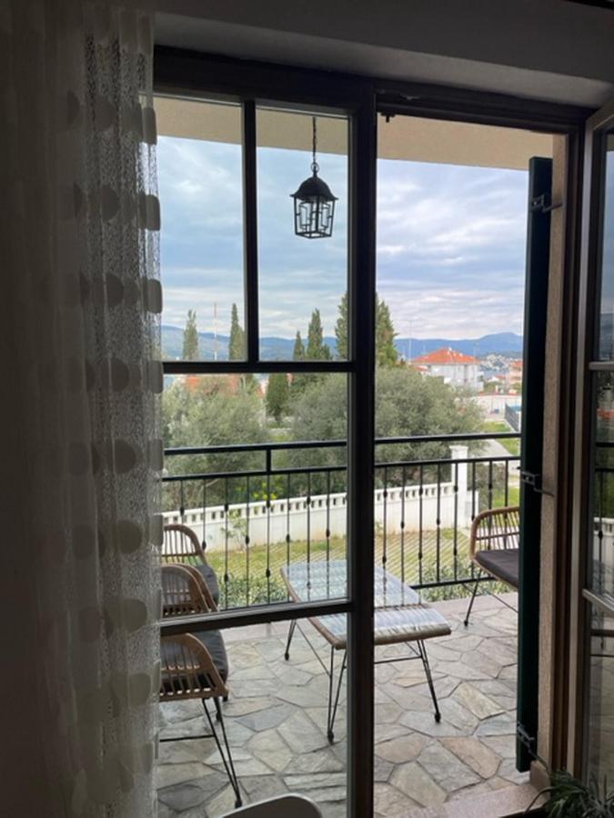 Apartments Villa Kameja Округ-Доньи Экстерьер фото