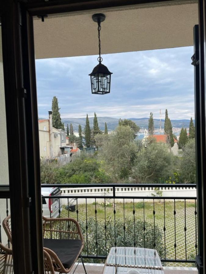Apartments Villa Kameja Округ-Доньи Экстерьер фото